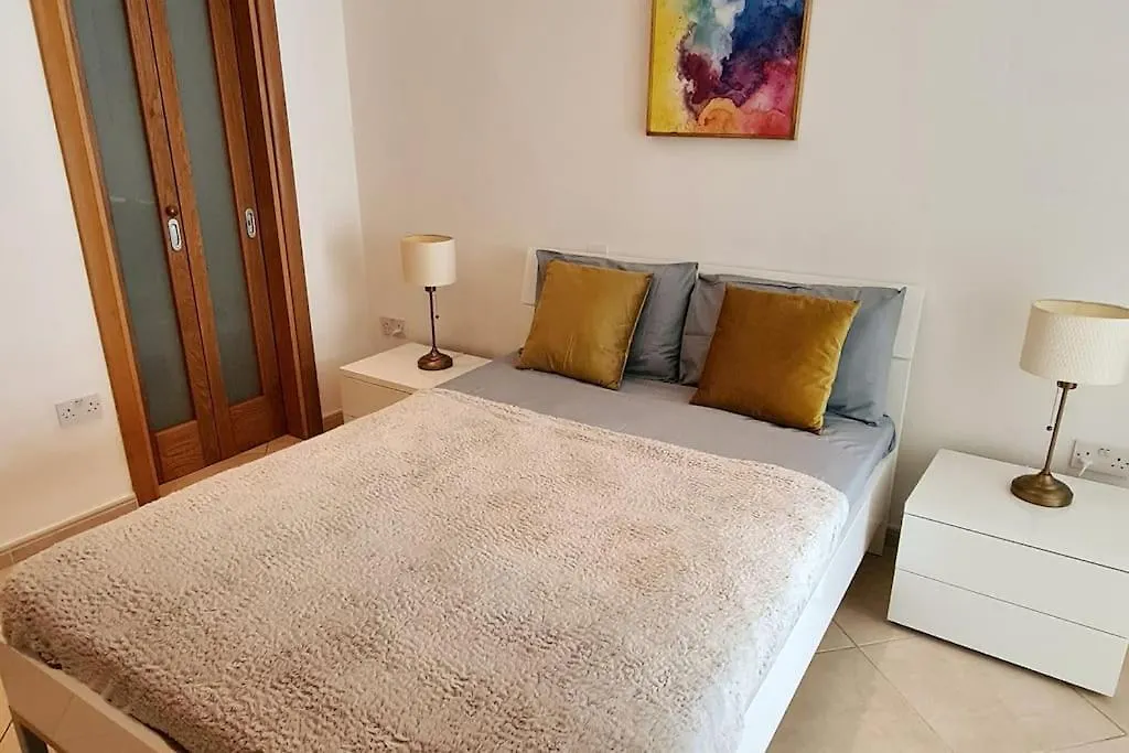 Seaview 2 Bedroom Ap. In Spinola Saint Julian's Apartment